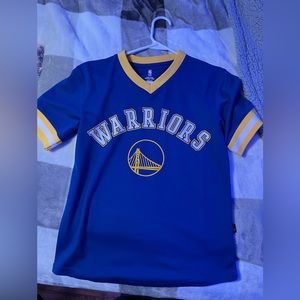Curry jersey shirt kids Lg. Like new